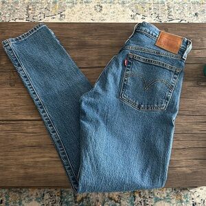 Levi Jeans Size 25